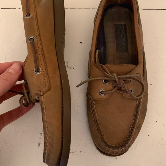 Tan leather Sperry boat shoes size 7 - Picture 2 of 4